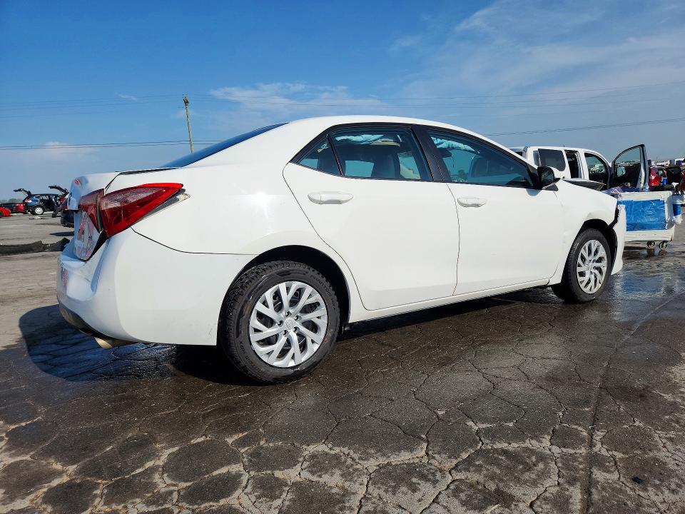 Продажа на аукционе авто 2019 Toyota Corolla, vin: 5YFBURHE3KP927407, номер лота: 65140986
