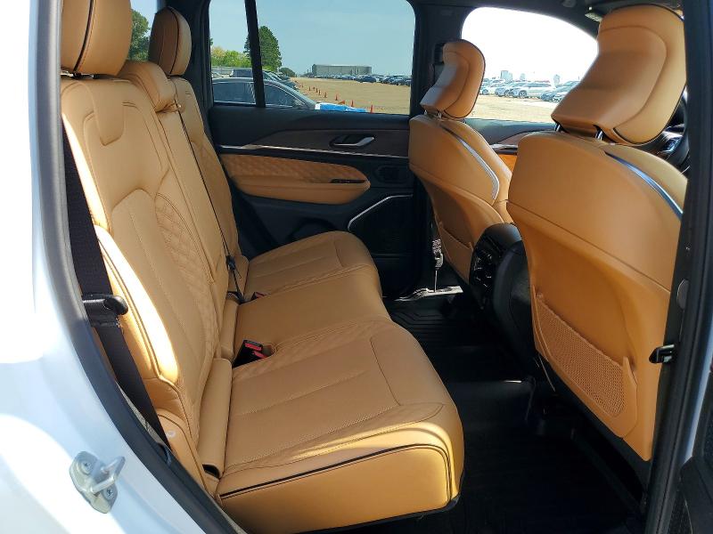 Продаж на аукціоні авто 2025 Jeep Grand Cherokee, vin: 1C4RJHEG0S8718371, номер лоту: 61338876