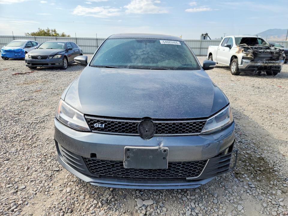 2013 Volkswagen Jetta მანქანა იყიდება აუქციონზე, vin: 3VW4A7AJ2DM402326, აუქციონის ნომერი: 64683466