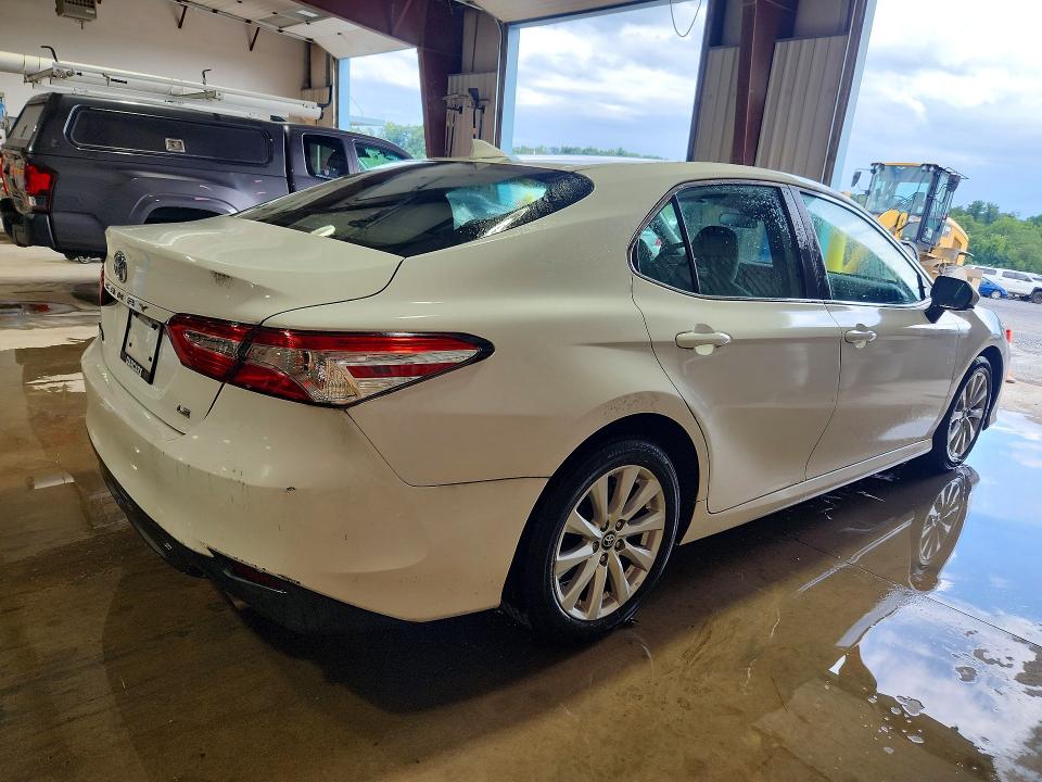 Продаж на аукціоні авто 2020 Toyota Camry, vin: 4T1C11AK6LU935614, номер лоту: 64977206