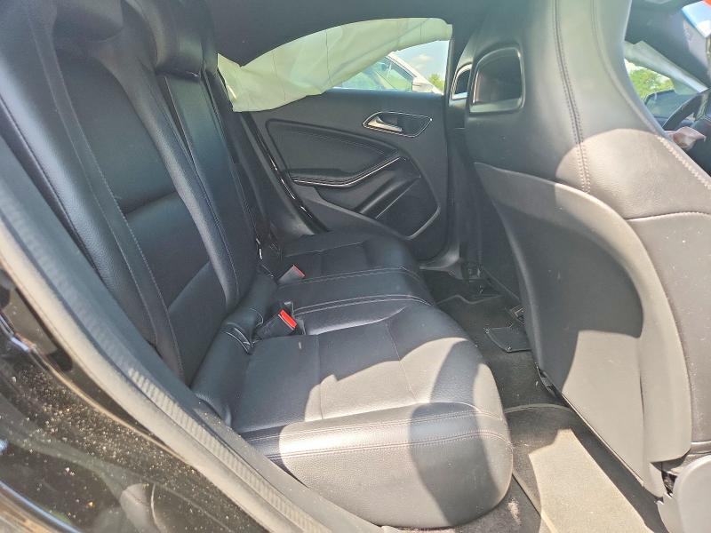 64030136 :رقم المزاد ، WDDSJ4EB2EN052544 vin ، 2014 Mercedes-benz Cla مزاد بيع