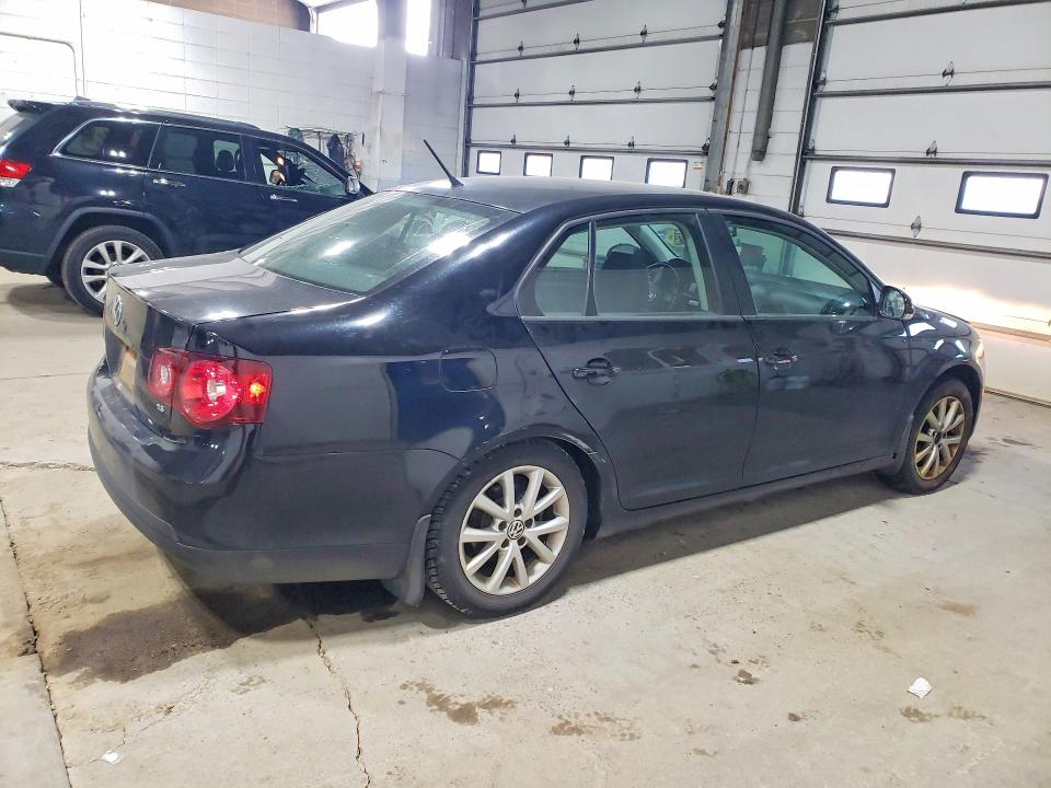 Продажа на аукционе авто 2010 Volkswagen Jetta, vin: 3VWAX7AJ5AM117214, номер лота: 65332076