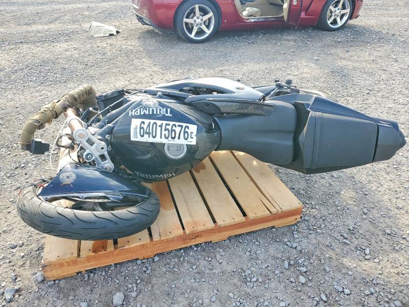 64015676 :رقم المزاد ، SMTD00NS39J396672 vin ، 2009 Triumph Motorcycle Daytona مزاد بيع