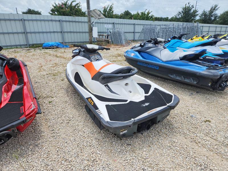 2017 Sea-doo Jet Ski მანქანა იყიდება აუქციონზე, vin: YDV32988J617, აუქციონის ნომერი: 64001546