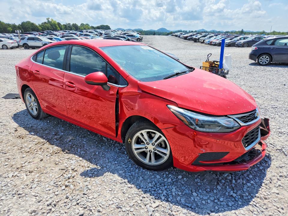 66644096 :رقم المزاد ، 1G1BE5SM3H7174809 vin ، 2017 Chevrolet Cruze مزاد بيع