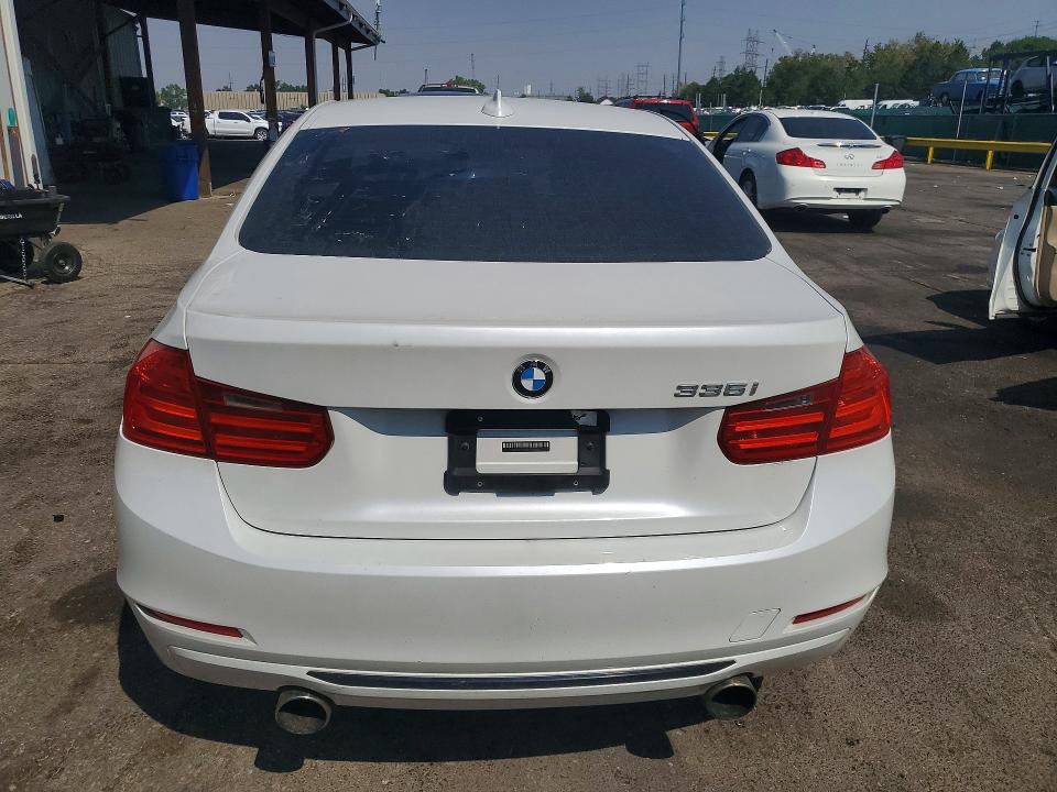 2013 Bmw 335 მანქანა იყიდება აუქციონზე, vin: WBA3A9G56DNP38083, აუქციონის ნომერი: 63803566
