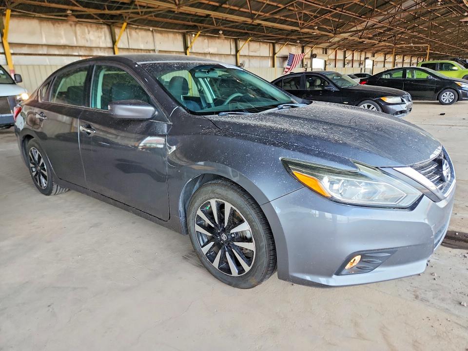 2018 Nissan Altima მანქანა იყიდება აუქციონზე, vin: 1N4AL3AP8JC196736, აუქციონის ნომერი: 65289706