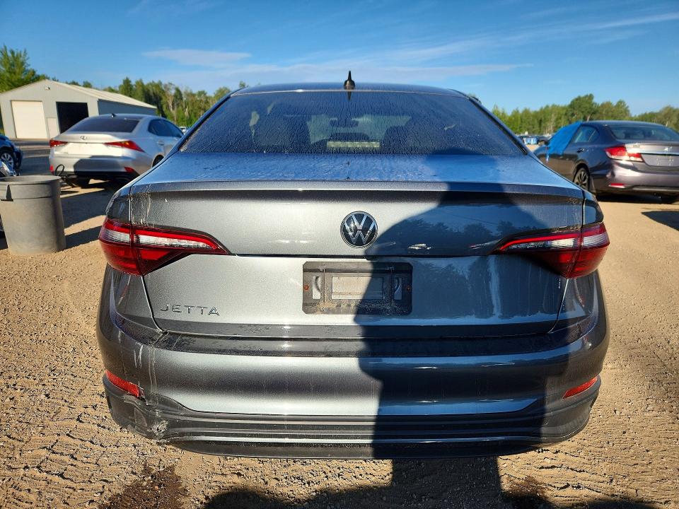 65659416 :رقم المزاد ، 3VWSM7BU3NM025689 vin ، 2022 Volkswagen Jetta مزاد بيع