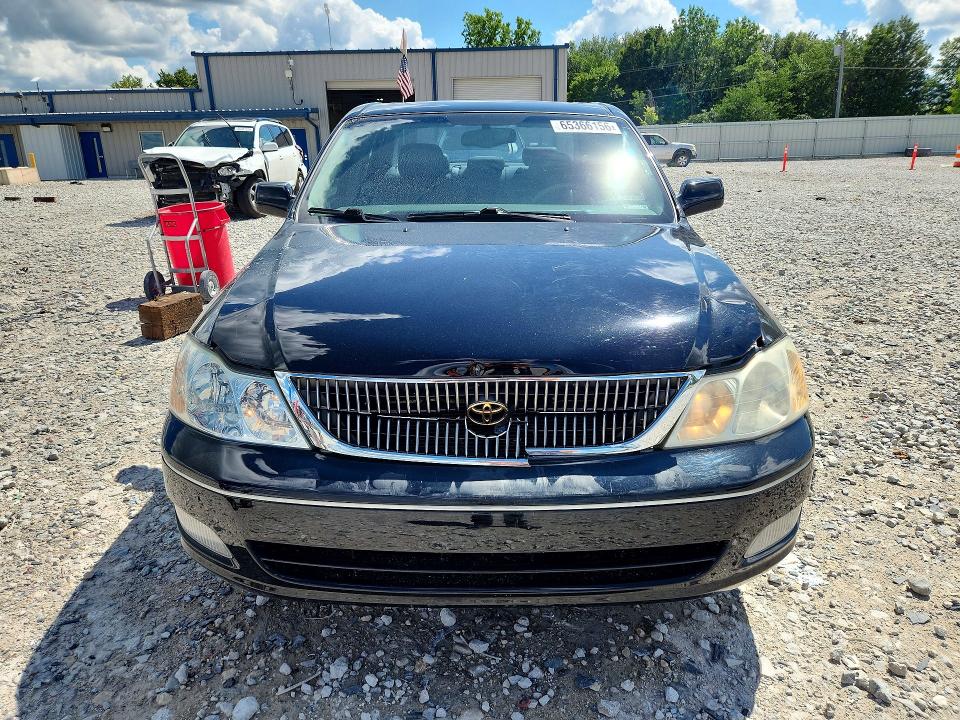65366156 :رقم المزاد ، 4T1BF28B61U136115 vin ، 2001 Toyota Avalon مزاد بيع