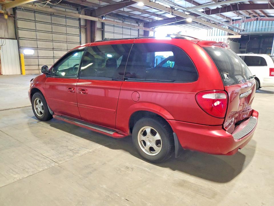 67244306 :رقم المزاد ، 2A4GP44R87R166917 vin ، 2007 Chrysler Town & Country مزاد بيع
