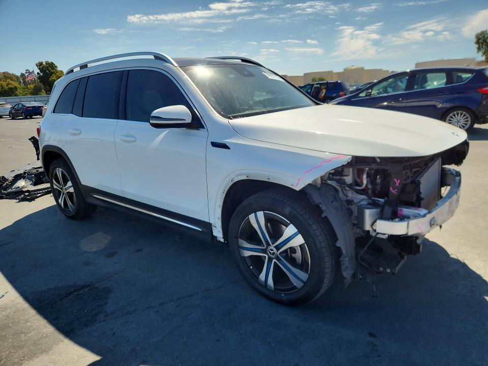64067736 :رقم المزاد ، W1N9M0KB6PN012637 vin ، 2023 Mercedes-benz Eqb مزاد بيع