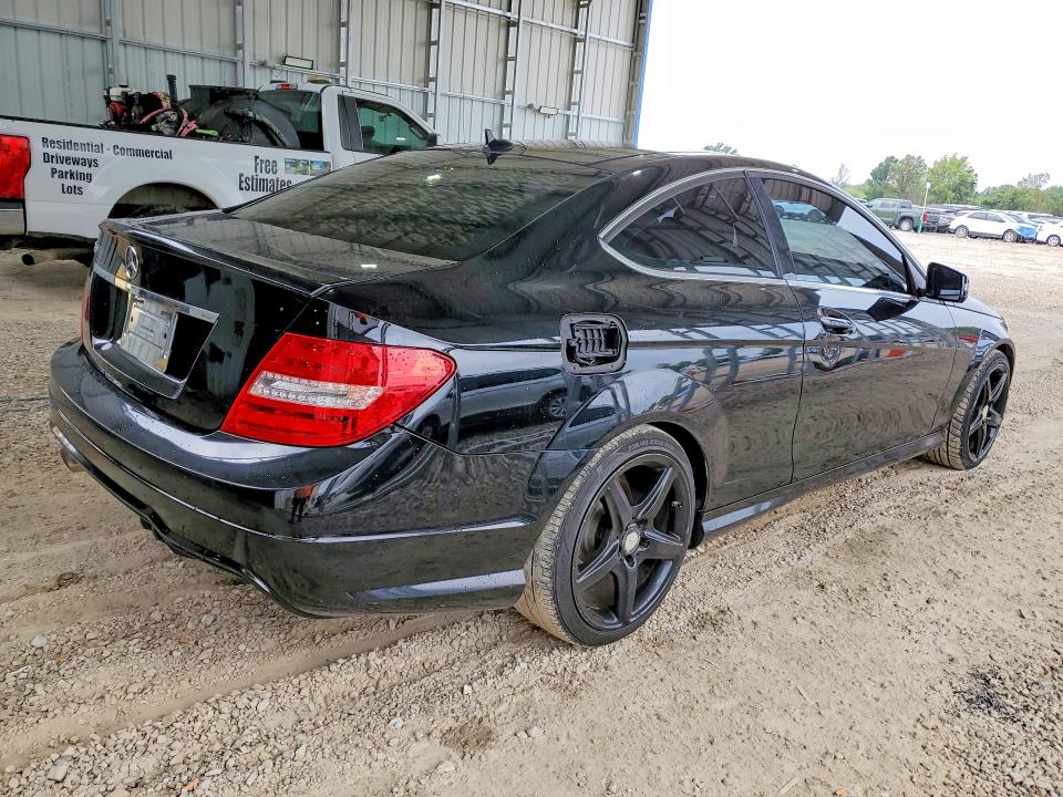 Продаж на аукціоні авто 2015 Mercedes-benz C, vin: WDDGJ4HB0FG369391, номер лоту: 66377536