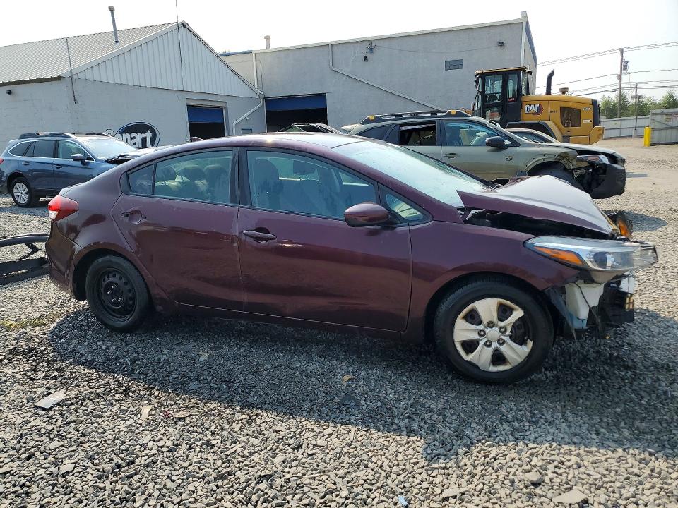 Продажа на аукционе авто 2017 Kia Forte, vin: 3KPFL4A72HE013601, номер лота: 64255856