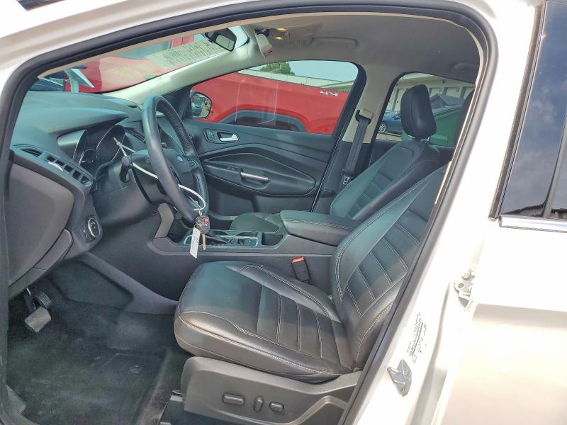 63522126 :رقم المزاد ، 1FMCU0HD5JUA41142 vin ، 2018 Ford Escape مزاد بيع