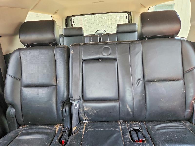 64217746 :رقم المزاد ، 1GYUKHEF1AR239619 vin ، 2010 Cadillac Escalade مزاد بيع
