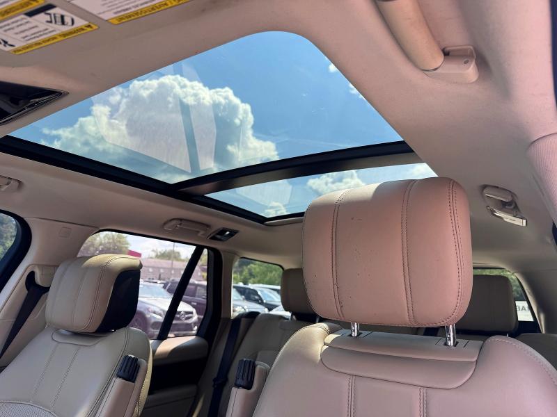 65156256 :رقم المزاد ، SALGS2SV7KA516858 vin ، 2019 Land Rover Range Rover مزاد بيع
