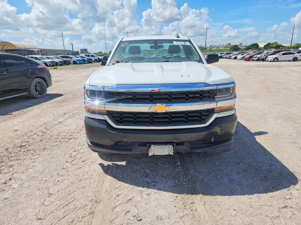 64949016 :رقم المزاد ، 1GCNCNEH5JZ368440 vin ، 2018 Chevrolet Silverado مزاد بيع