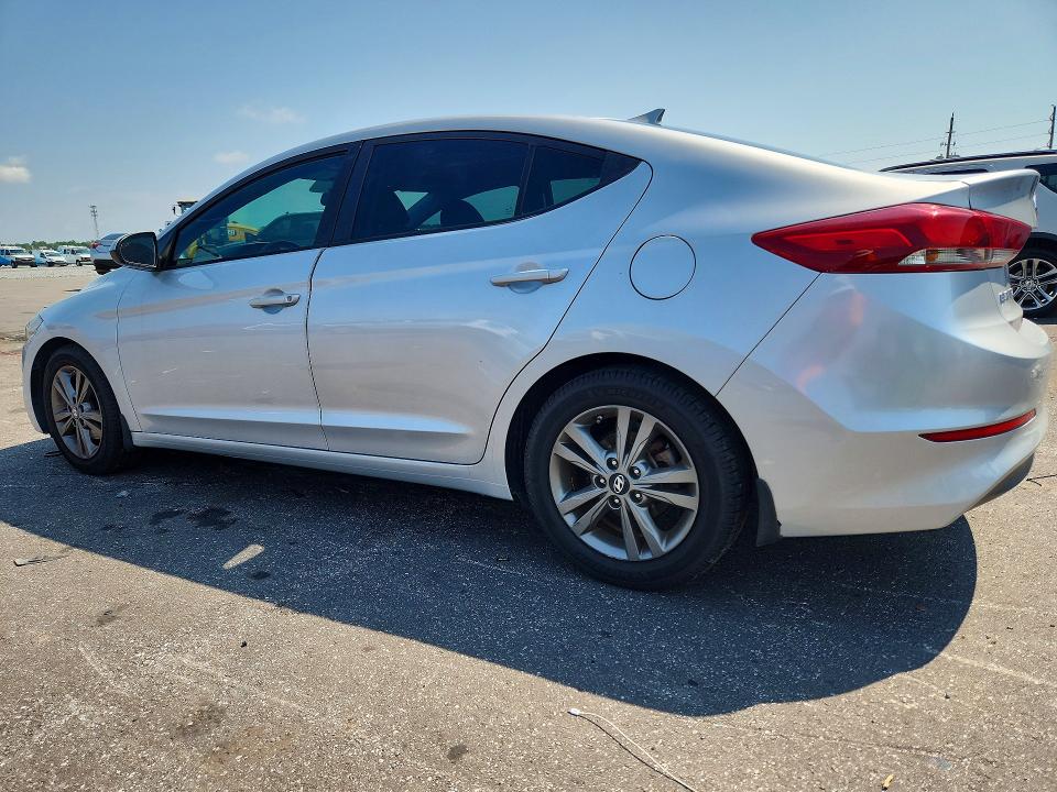 66423656 :رقم المزاد ، 5NPD84LF3JH231982 vin ، 2018 Hyundai Elantra مزاد بيع
