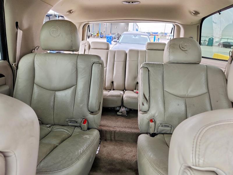 2005 Cadillac Escalade მანქანა იყიდება აუქციონზე, vin: 1GYEK63N85R257642, აუქციონის ნომერი: 64538766