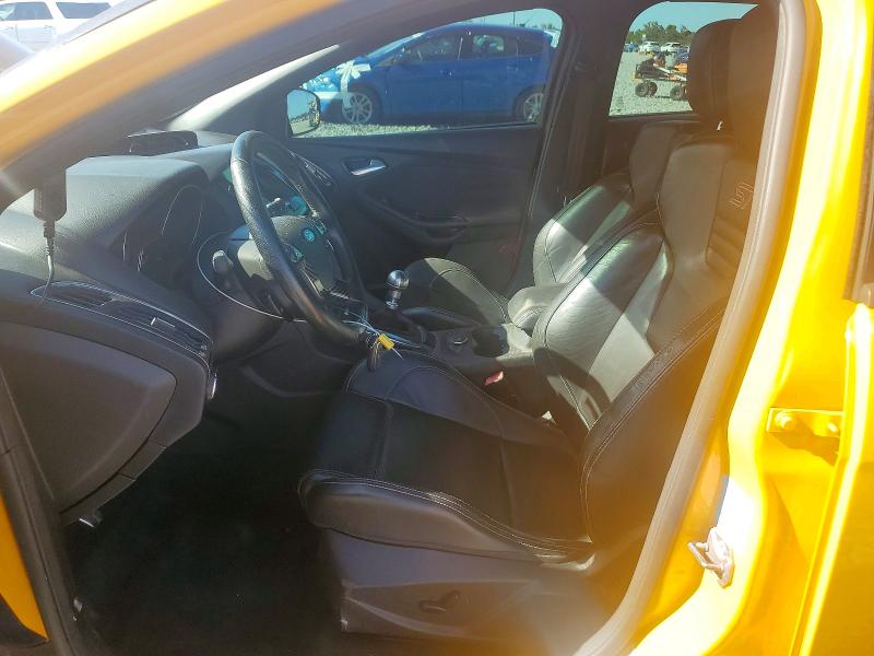 64462316 :رقم المزاد ، 1FADP3L91DL185839 vin ، 2013 Ford Focus مزاد بيع