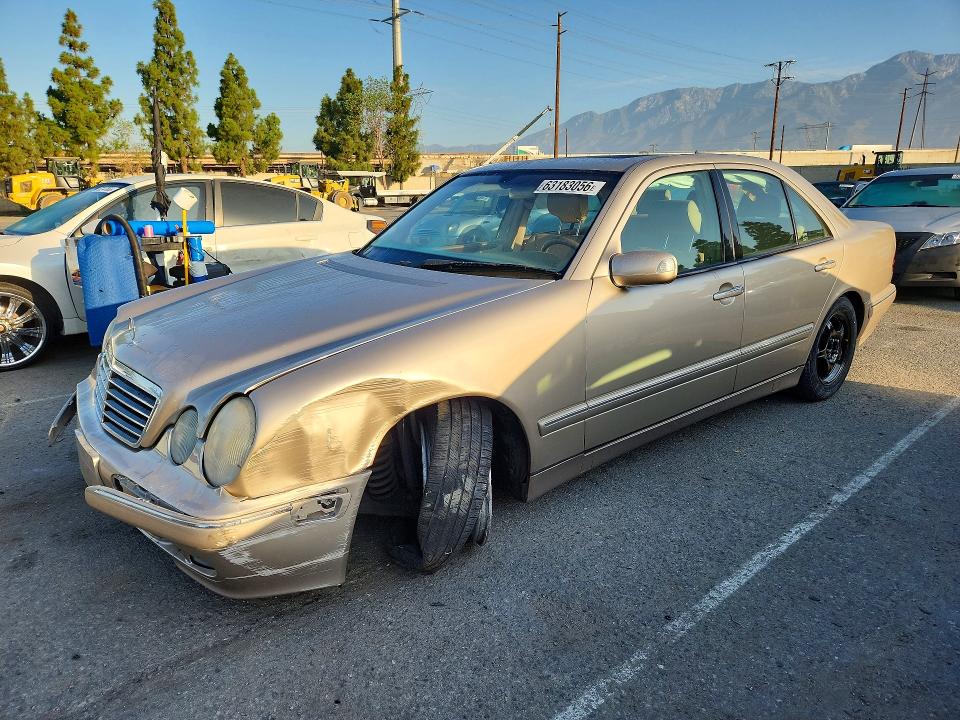 Продаж на аукціоні авто 2001 Mercedes-benz E, vin: WDBJF65J71B166267, номер лоту: 63183056