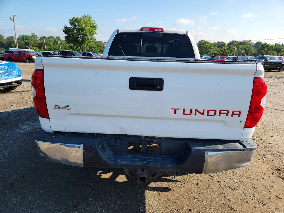 Auction sale of the 2015 Toyota Tundra, vin: 5TFUM5F12FX060428, lot number: 63763656