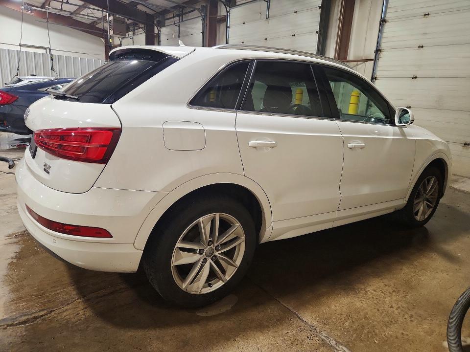 2016 Audi Q3 მანქანა იყიდება აუქციონზე, vin: WA1EFCFS9GR019483, აუქციონის ნომერი: 63654346