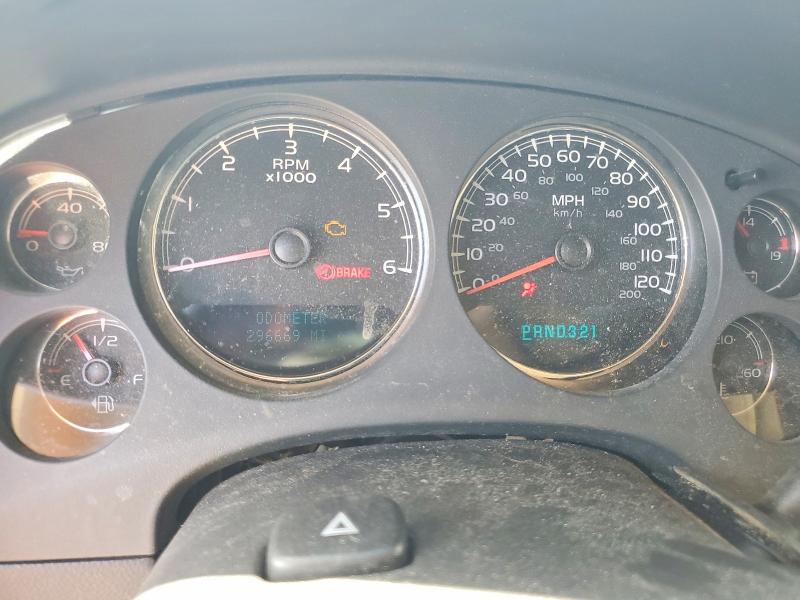 65952516 :رقم المزاد ، 1GNFC16057R403855 vin ، 2007 Chevrolet Suburban مزاد بيع