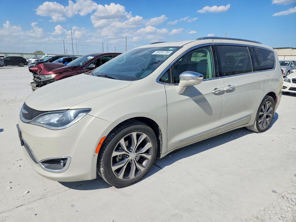2017 Chrysler Pacifica მანქანა იყიდება აუქციონზე, vin: 2C4RC1GG5HR564932, აუქციონის ნომერი: 65404736