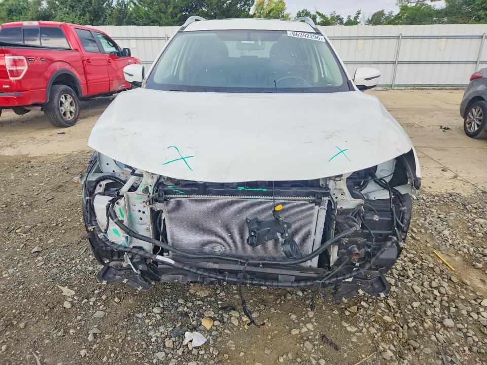 Продажа на аукционе авто 2017 Nissan Rogue, vin: JN8AT2MV3HW013545, номер лота: 66392296