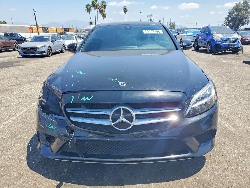 2019 Mercedes-benz C მანქანა იყიდება აუქციონზე, vin: 55SWF8DB2KU304095, აუქციონის ნომერი: 65217196