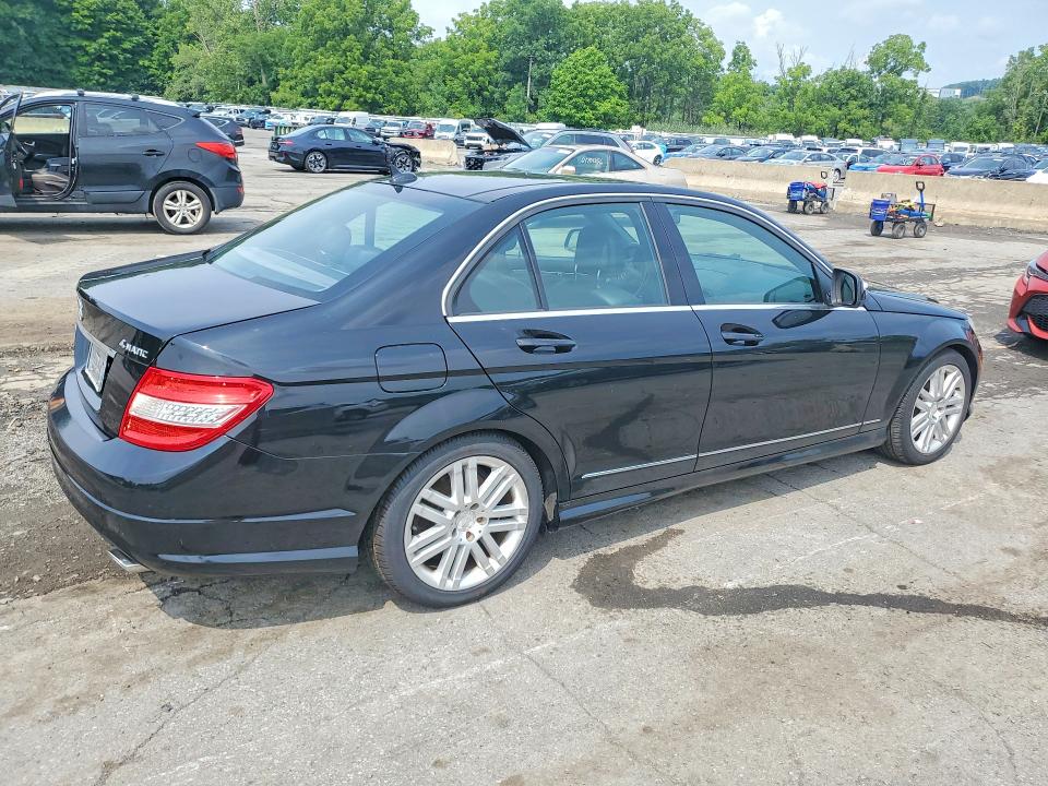 2009 Mercedes-benz C მანქანა იყიდება აუქციონზე, vin: WDDGF81XX9R074211, აუქციონის ნომერი: 64443416