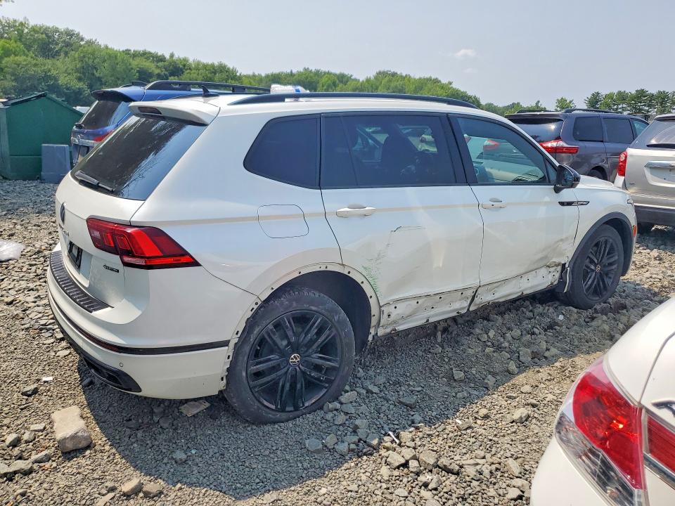 63895506 :رقم المزاد ، 3VV8B7AX6NM144854 vin ، 2022 Volkswagen Tiguan مزاد بيع