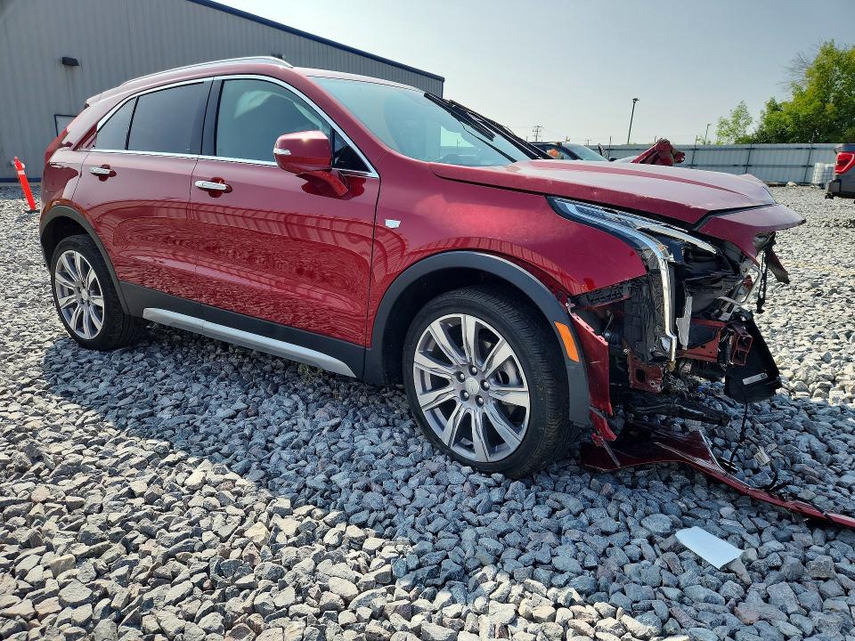 66038046 :رقم المزاد ، 1GYFZDR48MF039039 vin ، 2021 Cadillac Xt4 مزاد بيع