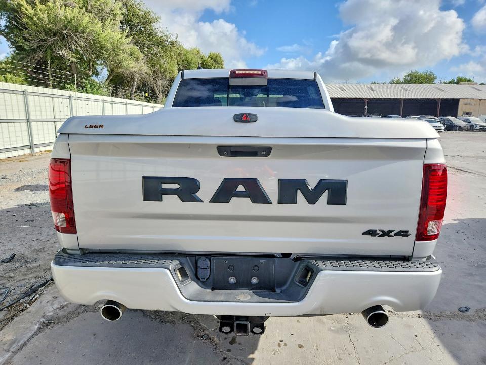 64396846 :رقم المزاد ، 1C6RR7MT1HS850785 vin ، 2017 Ram 1500 مزاد بيع