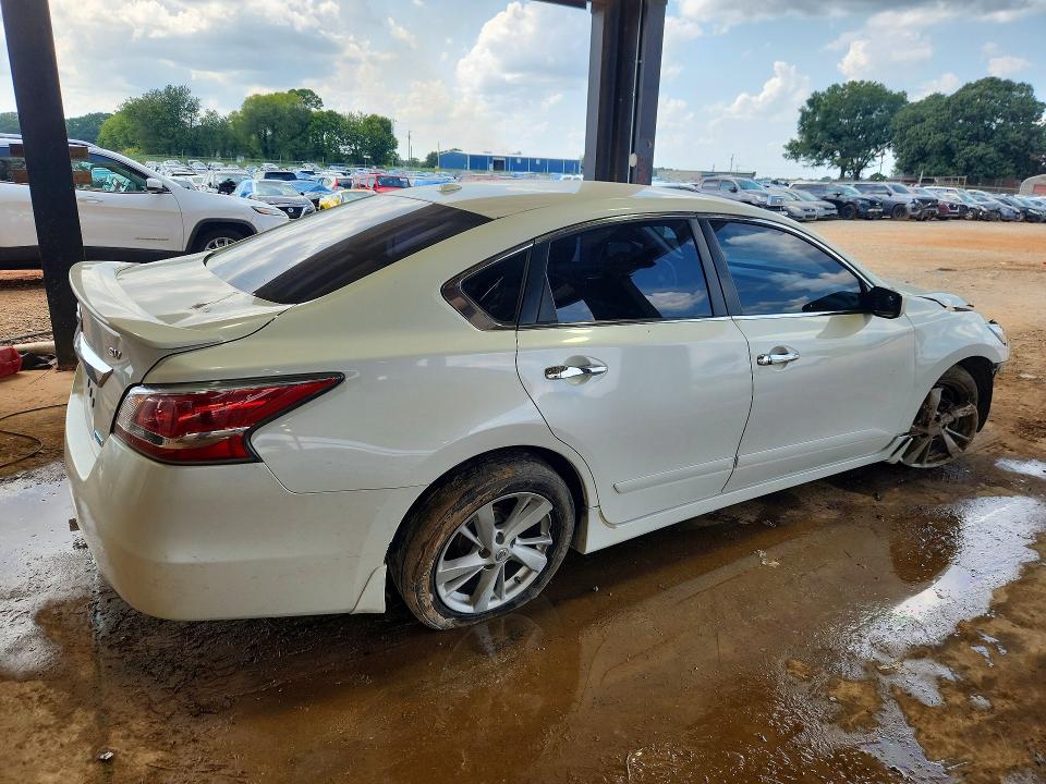 2014 Nissan Altima მანქანა იყიდება აუქციონზე, vin: 1N4AL3AP8EN216297, აუქციონის ნომერი: 65350836