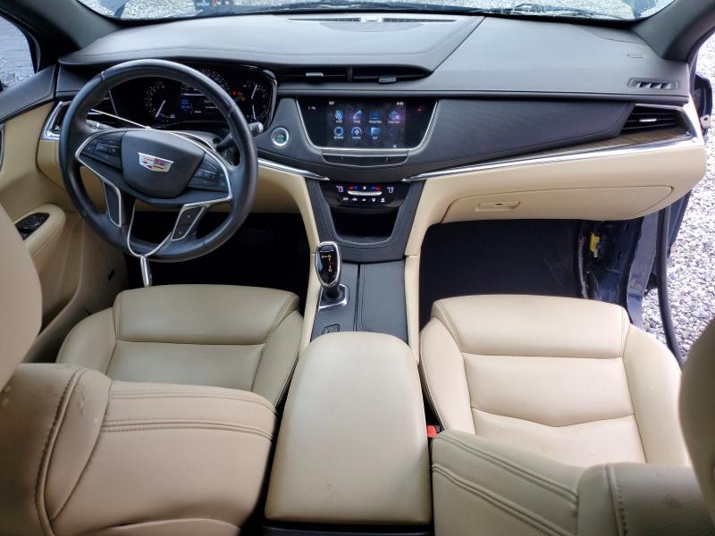 64677176 :رقم المزاد ، 1GYKNARS1HZ207406 vin ، 2017 Cadillac Xt5 مزاد بيع