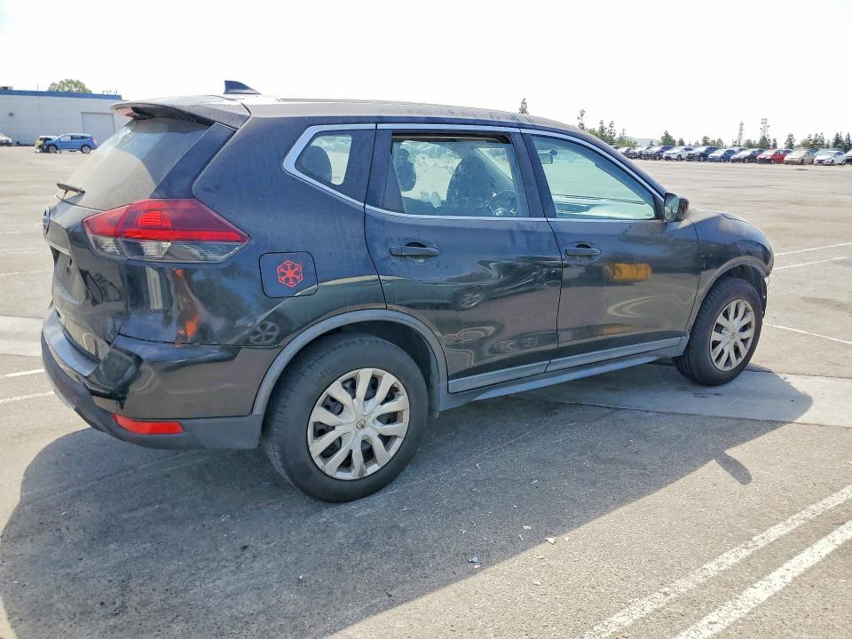 Aukcja sprzedaży 2017 Nissan Rogue, vin: KNMAT2MT3HP564739, numer aukcji: 64385766