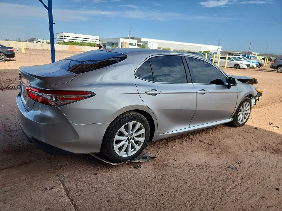 Продажа на аукционе авто 2019 Toyota Camry, vin: 4T1B11HK1KU239484, номер лота: 64112496