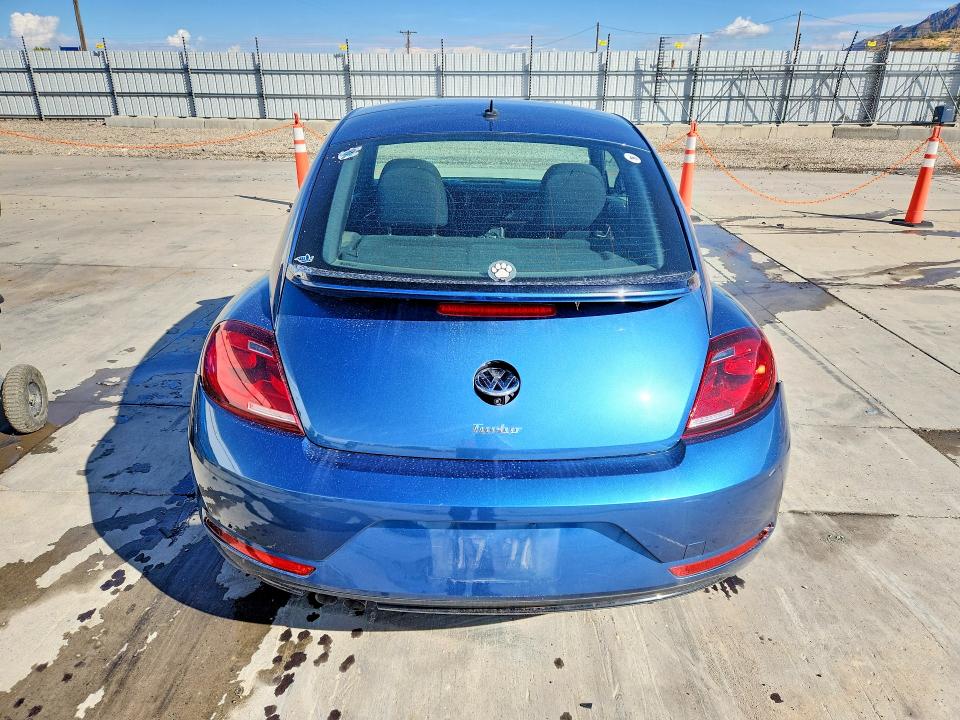 65146216 :رقم المزاد ، 3VWFD7AT9KM717252 vin ، 2019 Volkswagen Beetle مزاد بيع