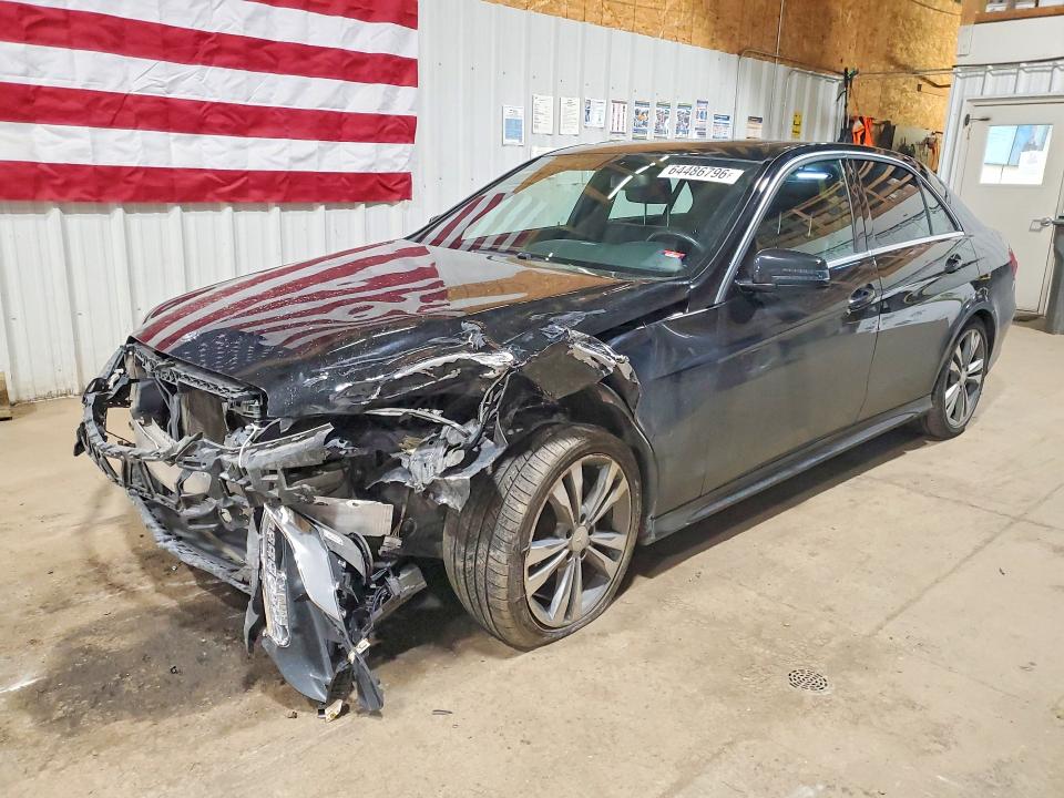 64486796 :رقم المزاد ، WDDHF5KB4EB058899 vin ، 2014 Mercedes-benz E مزاد بيع