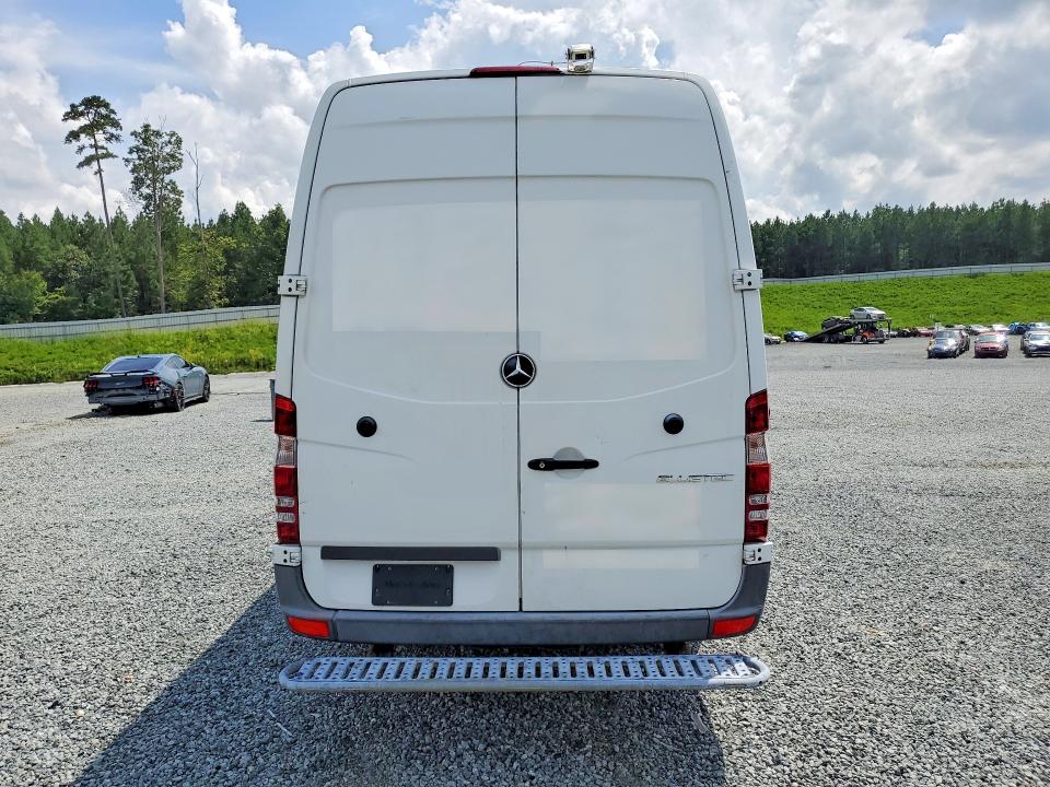 64211836 :رقم المزاد ، WD3PE8DD6GP248762 vin ، 2016 Mercedes-benz Sprinter مزاد بيع