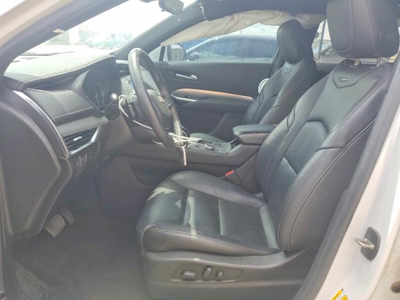 2022 Cadillac Xt4 მანქანა იყიდება აუქციონზე, vin: 1GYFZCR45NF141717, აუქციონის ნომერი: 64703106
