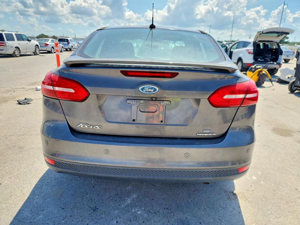 Продаж на аукціоні авто 2015 Ford Focus, vin: 1FADP3F27FL230400, номер лоту: 64190226