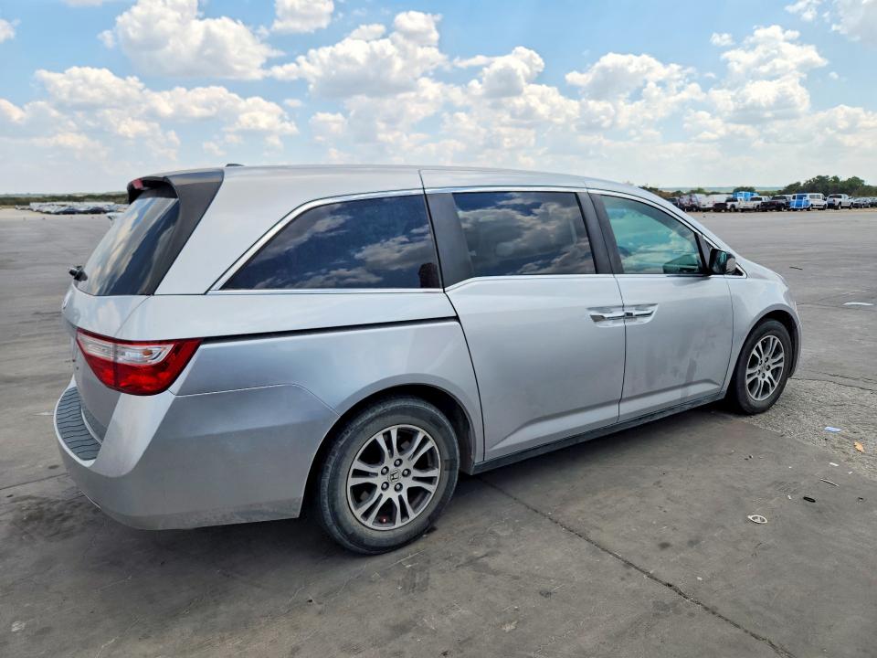 67553286 :رقم المزاد ، 5FNRL5H63DB054145 vin ، 2013 Honda Odyssey مزاد بيع