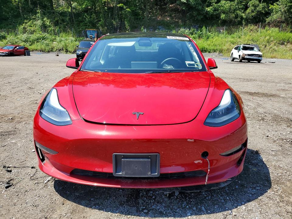 64383046 :رقم المزاد ، 5YJ3E1EAXPF483935 vin ، 2023 Tesla Model 3 مزاد بيع