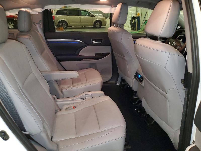 Aukcja sprzedaży 2019 Toyota Highlander, vin: 5TDDZRFH8KS952396, numer aukcji: 64301236