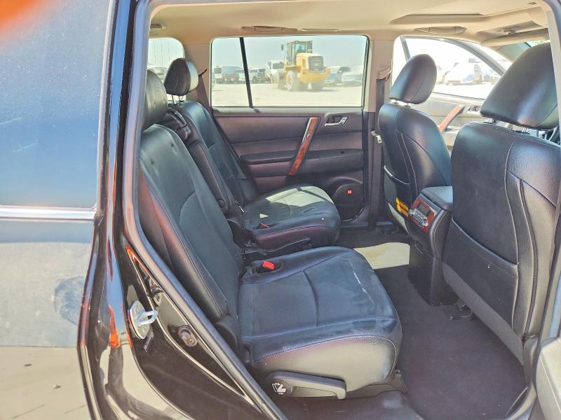 2013 Toyota Highlander მანქანა იყიდება აუქციონზე, vin: 5TDYK3EH8DS133735, აუქციონის ნომერი: 65998916