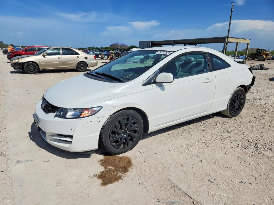 65022826 :رقم المزاد ، 2HGFG1B62BH517068 vin ، 2011 Honda Civic مزاد بيع