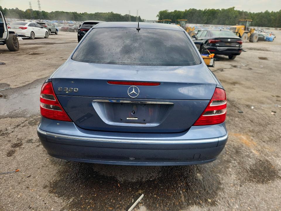 2003 Mercedes-benz E მანქანა იყიდება აუქციონზე, vin: WDBUF65J73A340764, აუქციონის ნომერი: 65997936